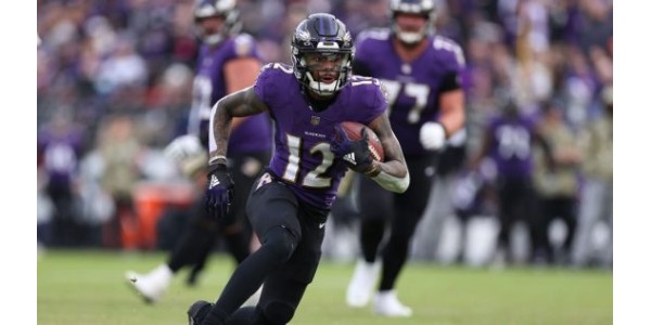 Rashod Bateman est fier d'être le propriétaire du maillot n°1 Rashod Bateman est fier d'être le propriétaire du maillot n°1